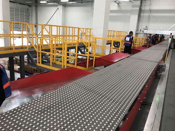 模组带重货人工分拣输送机