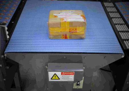 模组带刀口输送机