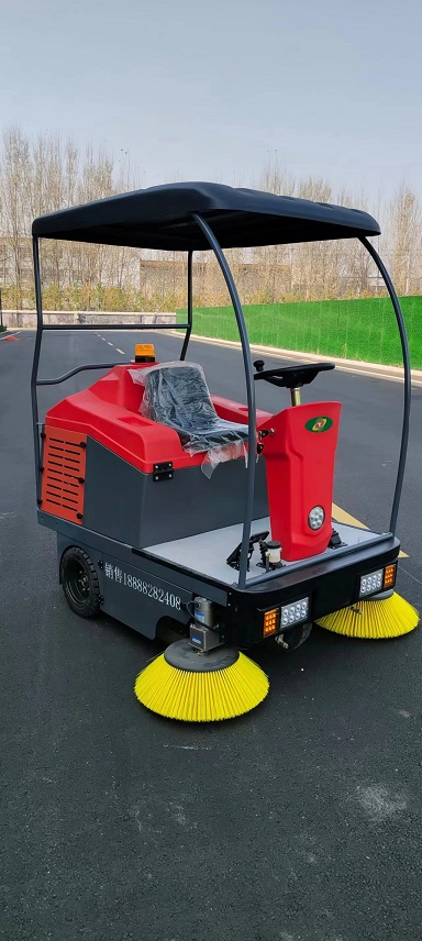 扫地车