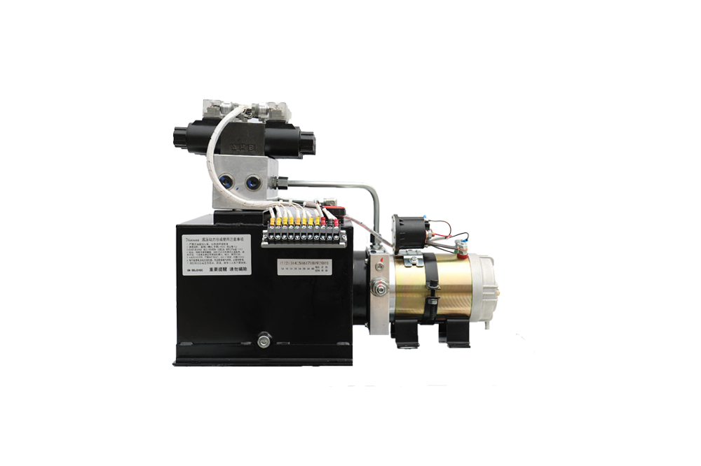 直流四联双作用液压系统