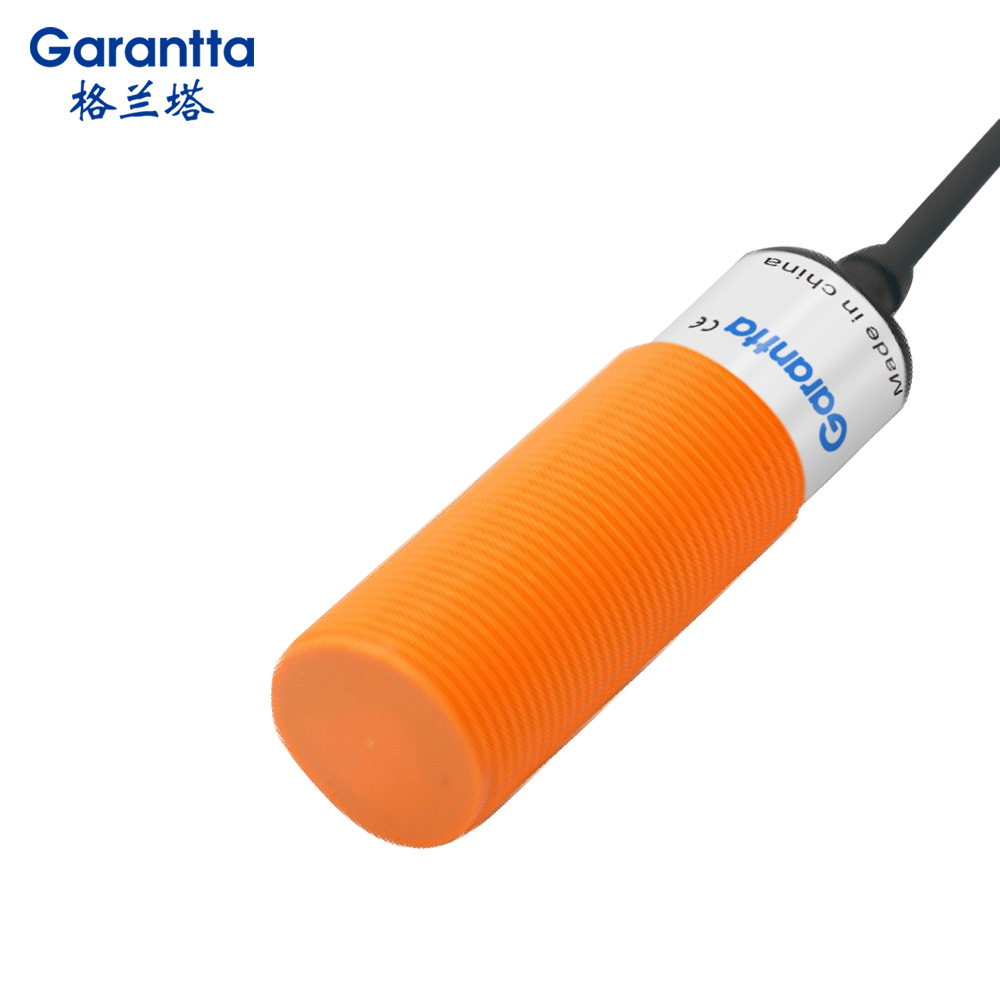 圆柱型电容式传感器 GPC-S18A15