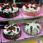First foodborne illness tied to Bacillus velezensis found in bakery cake outbreak