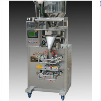 Four sided sealing packaging machine
