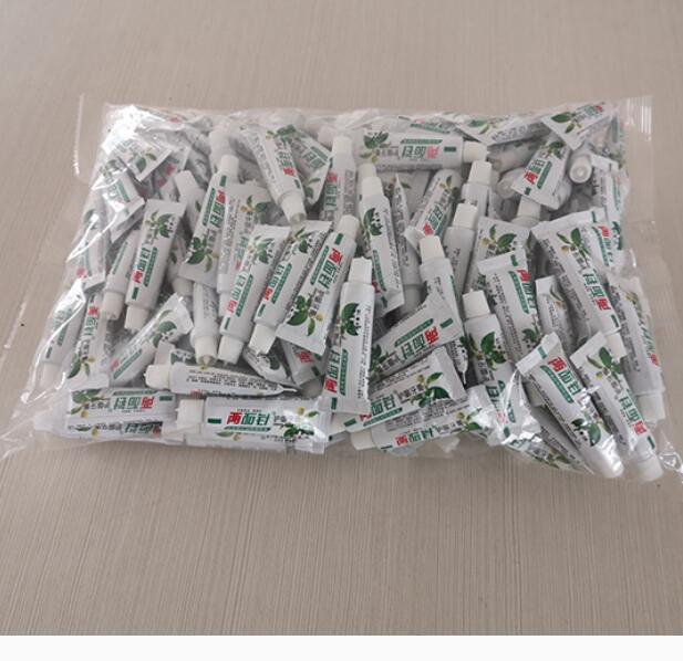 Travel Toothpaste Counting And Filling In Pouch