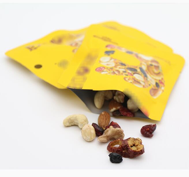 Mixed Nuts Packaging In Pouch