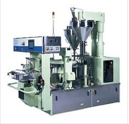 Pouch fill/sealing machine for dry products TT-9A
