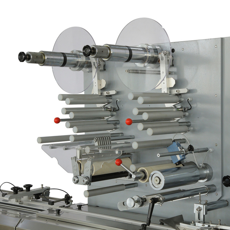 High speed automatic feeding and packaging machine