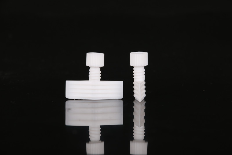cosmetic lotion packing spout and cap