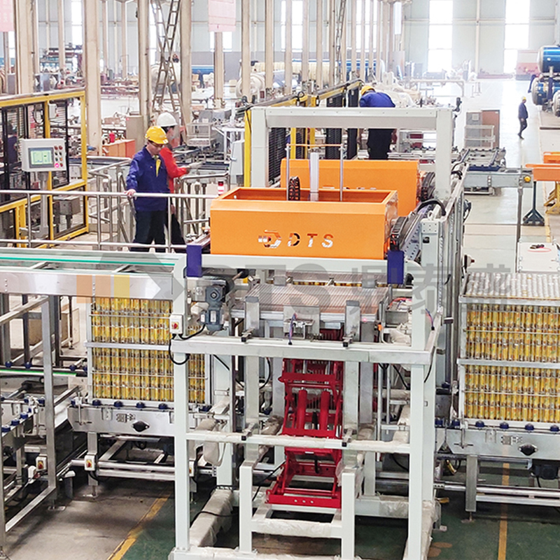 Automatic loading and unloading cage system