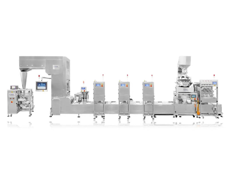 Fully intelligent multi-material combination packaging production line