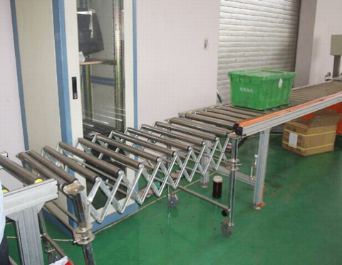 伸缩滚筒输送机