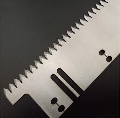 厂家促销 齿形刀片定做 锯齿形横封切刀