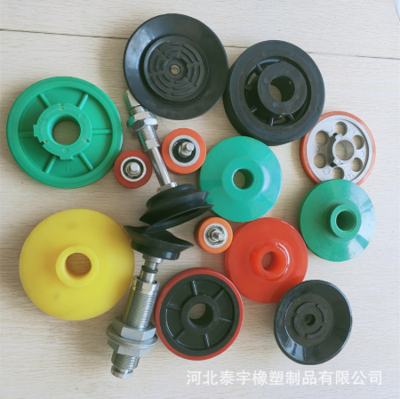加工橡胶吸盘丁晴吸盘带螺丝杆橡胶包铁件可定制多种橡胶制品