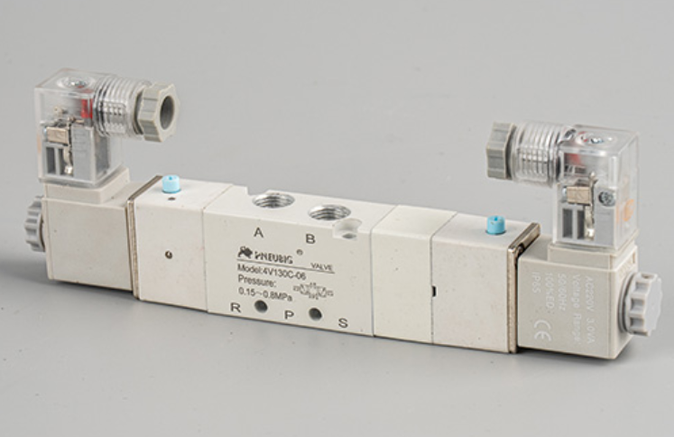 电磁阀4V130C-06